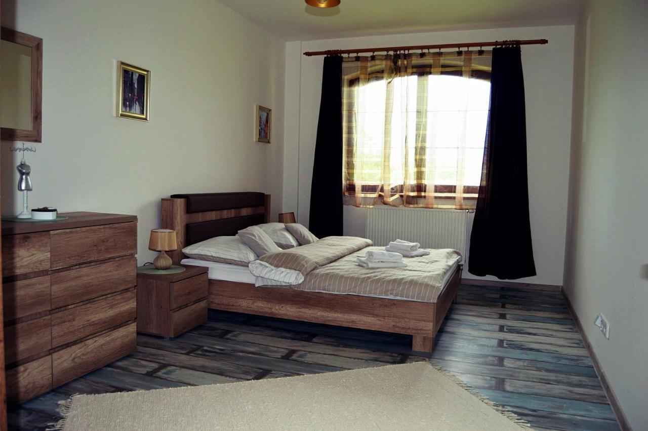 Apartamento U starého jaštera Vel'ka Lomnica Exterior foto